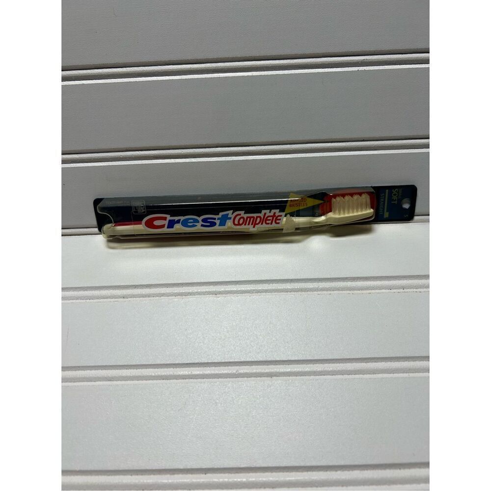 Crest Complete Straight Small Soft Red White Vintage Toothbrush